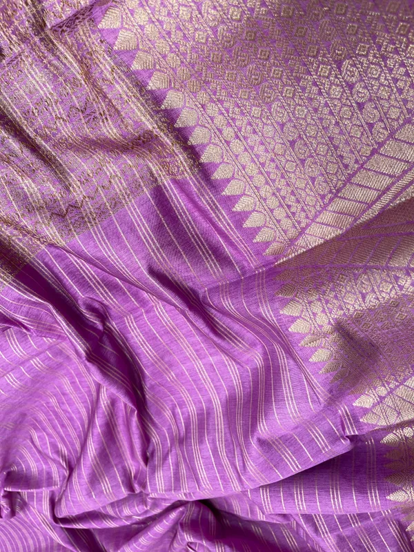 Light_Purple_Cotton_Stripe_Zari_Banarasi_Saree_ASDC_2
