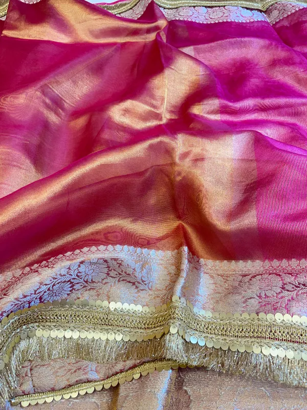 Light_Gold_Tissue_Silk_Contrast_Pink_Pallu_Banarasi_Saree_with_Lace_work_Border_BFS_TL4