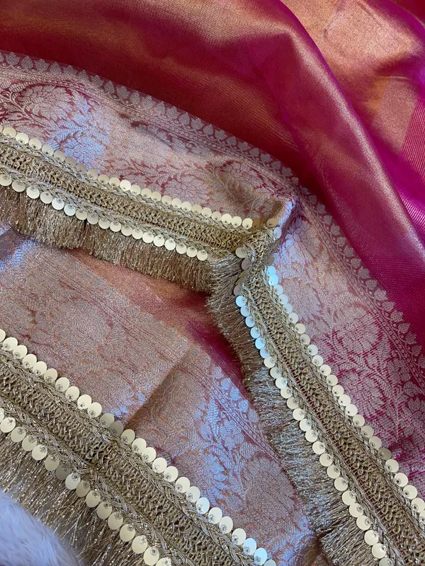 Light_Gold_Tissue_Silk_Contrast_Pink_Pallu_Banarasi_Saree_with_Lace_work_Border_BFS_TL4