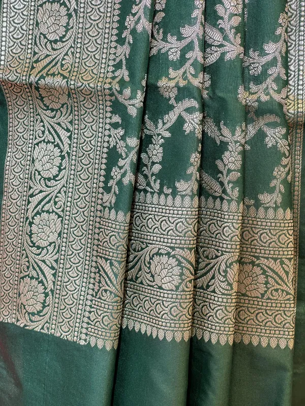 Dark_Green_Katan_Silk_Floral_Zari_Jaal_Banarasi_Dupatta_400SKL_DP7