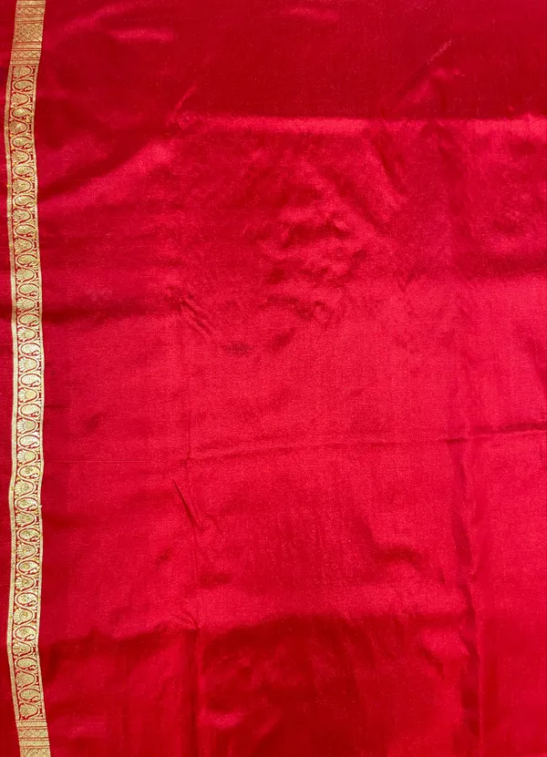 Humairah_Presents_Purple_Satin_Silk_Floral_Zari_Tilfi_Jaal_Low_Stone_Work_Saree_with_Contrast_Maroon_Banarasi_Pallu_and_Maroon_Blouse