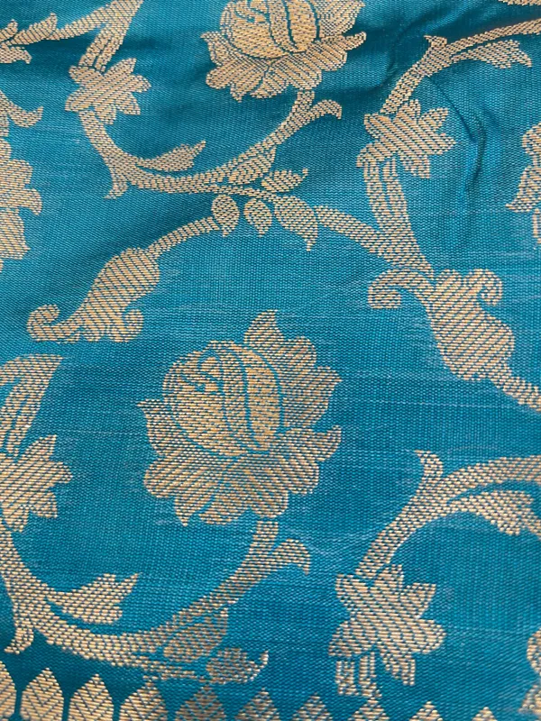 Beige_Art_Silk_Floral_Zari_Booti_Contrast_Banarasi_Suit_with_Seagreen_Dupatta_625AJ_TPT41