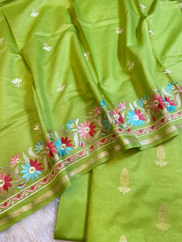 Pista_Green_Mescrize_Cotton_Banarasi_3_pcs_Suit_Set_with_Resham_Embroidery_Dupatta_1100SKL_ME1