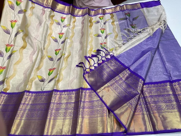 Off_white_Tissue_Silk_Floral_Handpainted_Boota_Contrast_Lavender_Border_Banarasi_Saree_MS_TS15