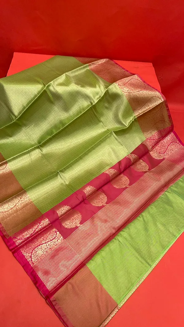 Lime_Green_Kanchi_Silk_Banarasi_Sarees_For_Women_GEBE13