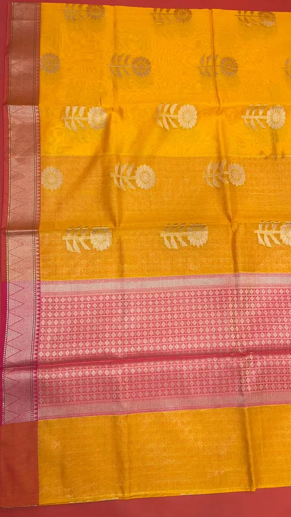 Gold_Cotton_Blend_Banarasi_Sarees_For_Women_GEHKR_42