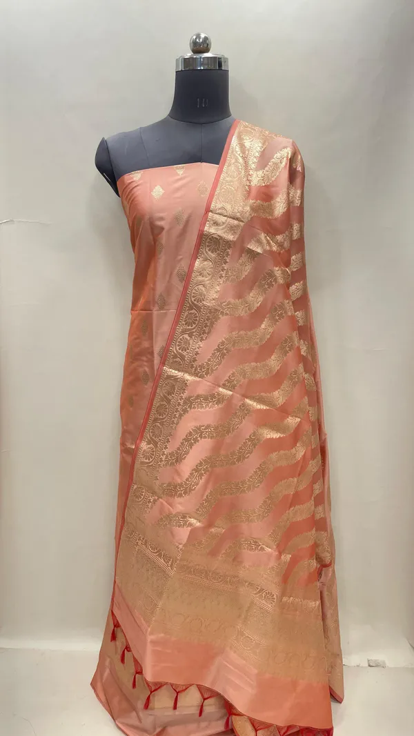 Peach_Semi_Katan_Silk_Handloom_Banarasi_3_pcs_Suit_Set_MUB_SK61