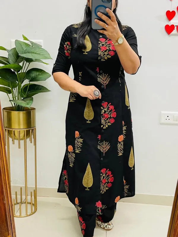 Black_Floral_Printed_Kurta_Palazzo_Set_Set_For_Women