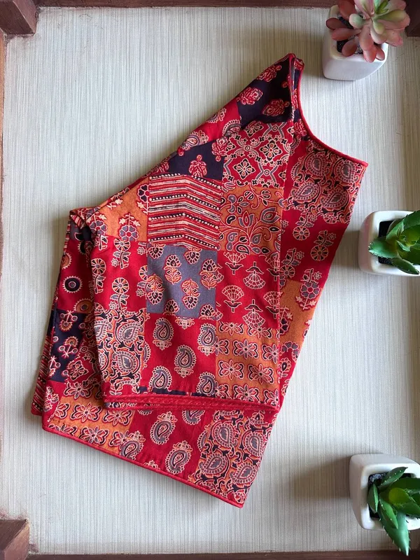 RED_FULLY_STICHED_PRINTED_COTTON_BLOUSE_AJRAKH_PRINT