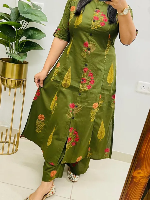 Olive_Green_Floral_Printed_Kurta_Palazzo_Set_Set_With_Palazzo