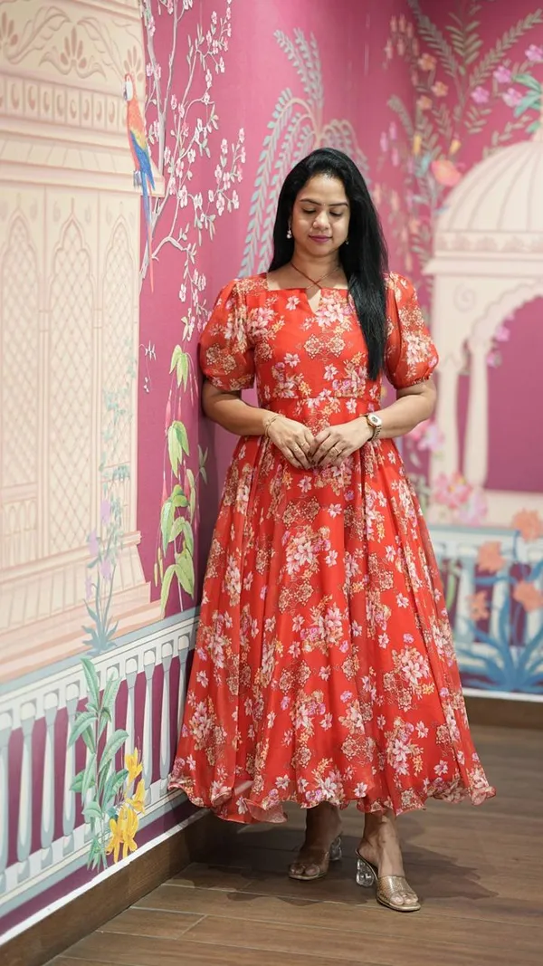 Red_Floral_Print_Fit_And_Flare_Midi_Dress