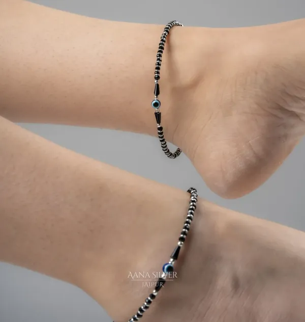 Aana_Statement_Evil_Eye_Anklet