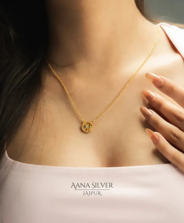 Swarna_Emerald_Quartz_Lotus_Necklace_Set