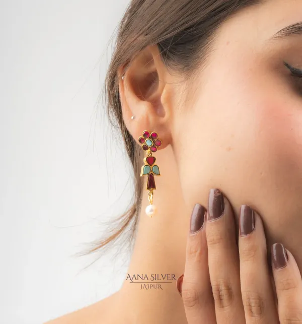 Swarna_Unique_Kundan_Earrings