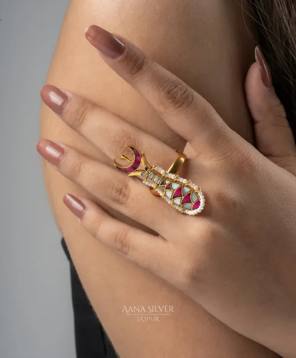 Swarna_Ruby_Fish_Kundan_Ring