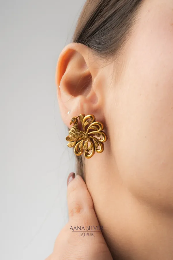 Swarna_Detailed_Peacock_Earrings