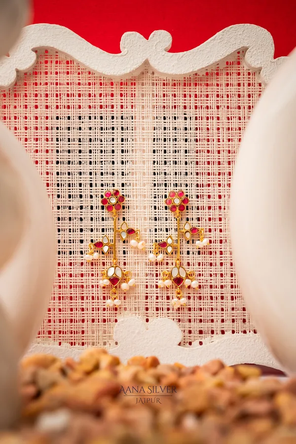 Swarna_Leaves_Flower_Kundan_Earrings