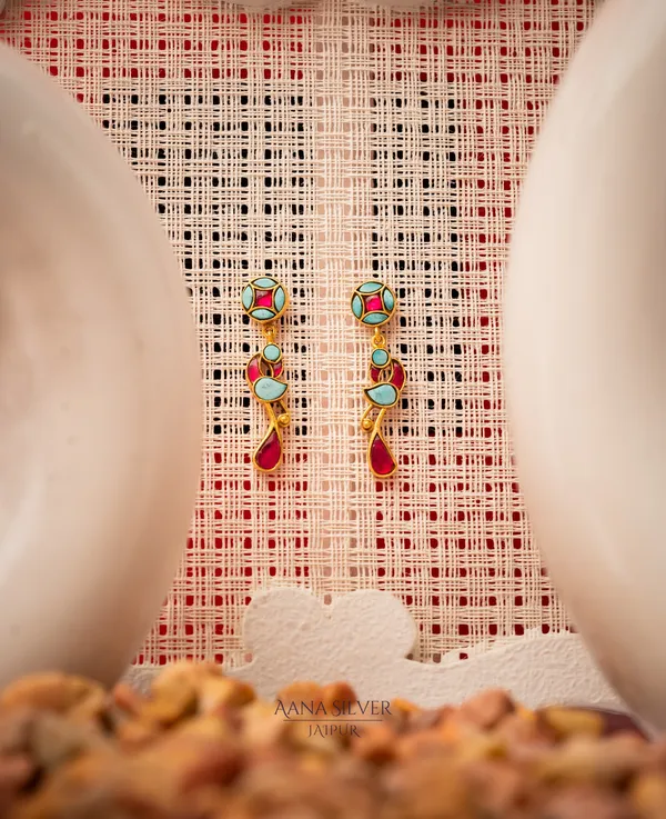 Swarna_Intricate_Kundan_Earrings