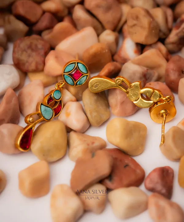 Swarna_Intricate_Kundan_Earrings