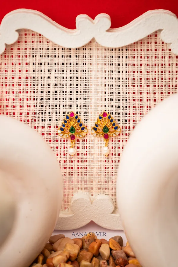 Swarna_Multistone_Statement_Kundan_Earrings