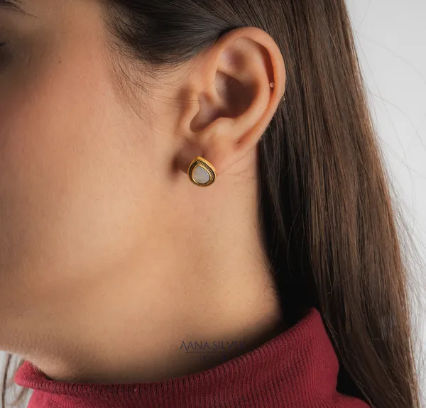 Swarna_Classic_Drop_Kundan_Earrings