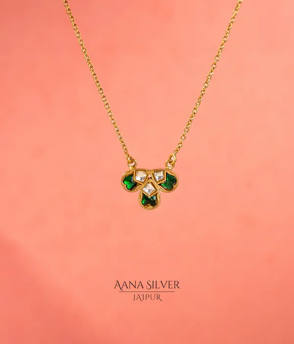 Swarna_Emerald_Quartz_Necklace_Set
