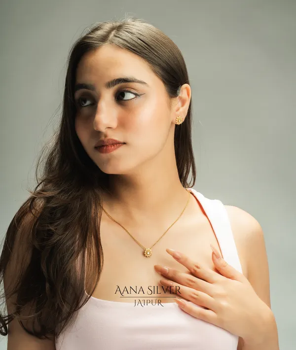 Swarna_Mother_Of_Pearls_Necklace_Set