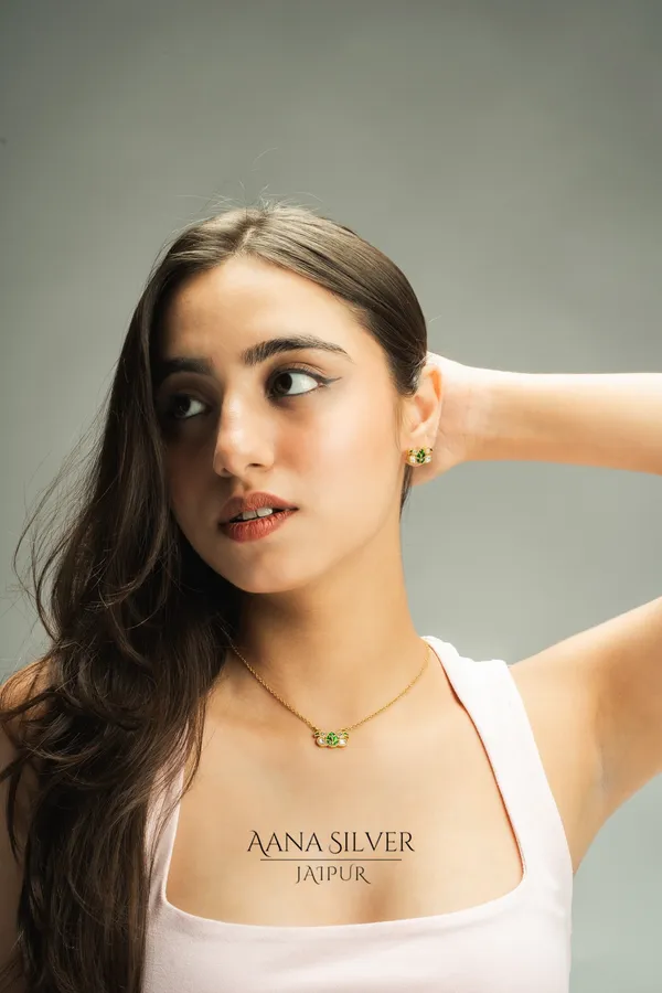 Swarna_Emerald_Quartz_Peacock_Necklace_Set