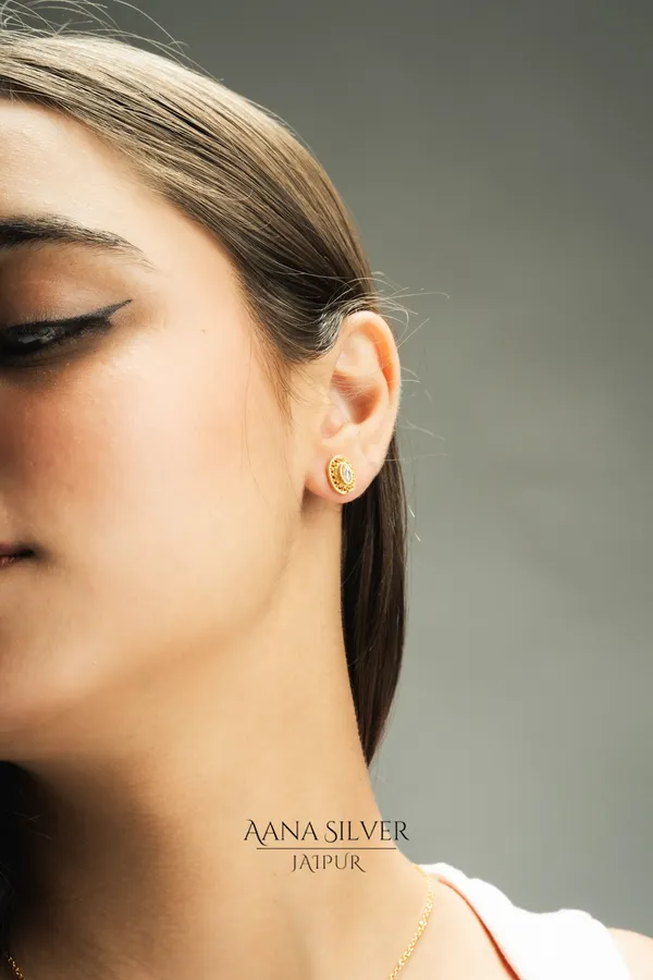 Swarna_Jarkan_Minimalist_Necklace_Set