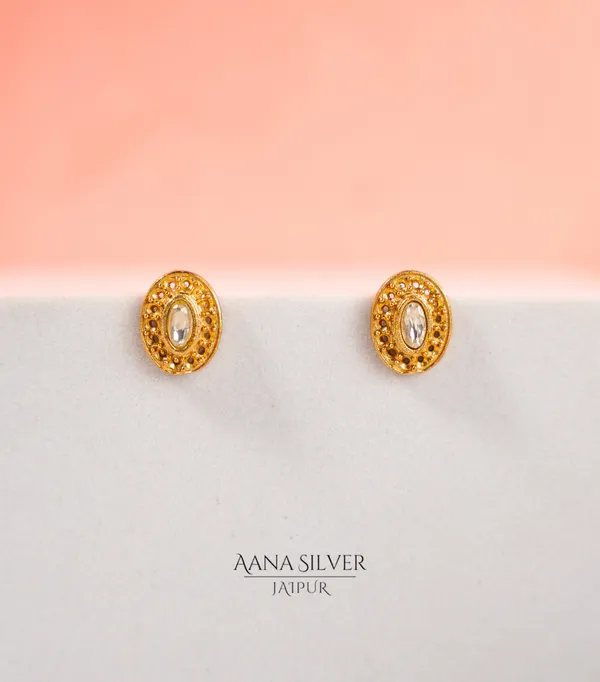 Swarna_Jarkan_Minimalist_Necklace_Set