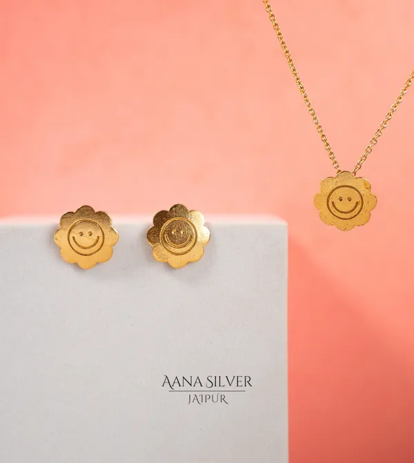 Swarna_Smiley_Flower_Necklace_Set