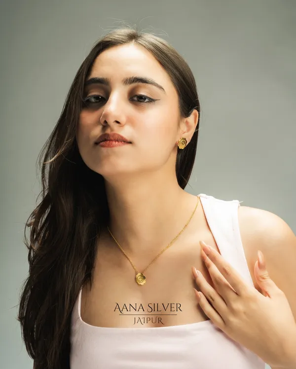 Swarna_Smiley_Flower_Necklace_Set