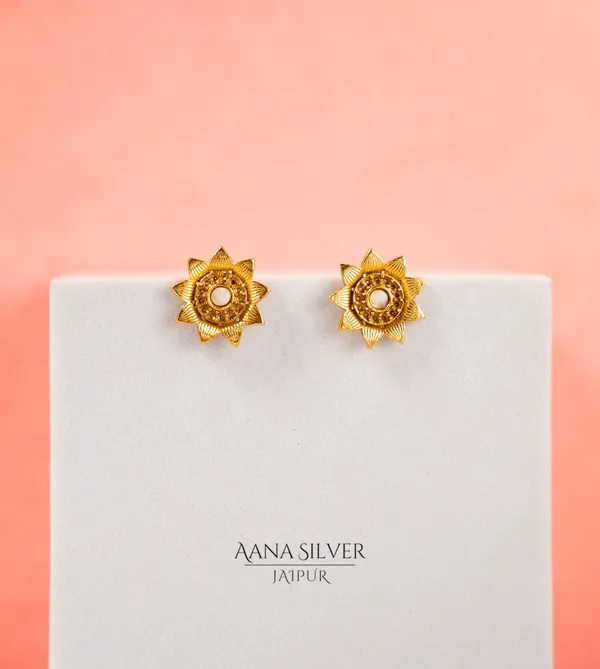 Swarna_Flower_Mother_Of_Pearls_Necklace_Set