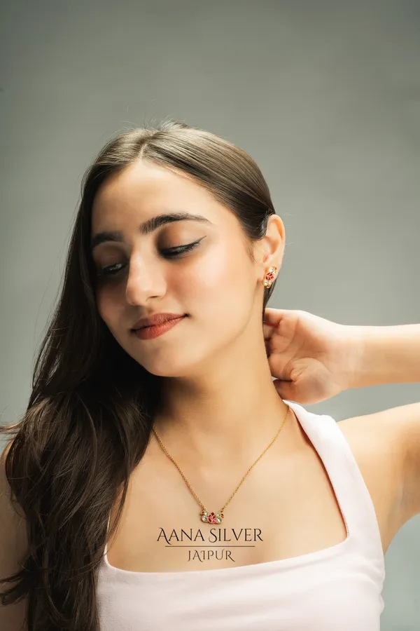Swarna_Ruby_Quartz_Peacock_Necklace_Set