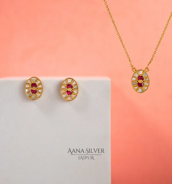 Swarna_Mother_Of_Pearls_Ruby_Necklace_Set