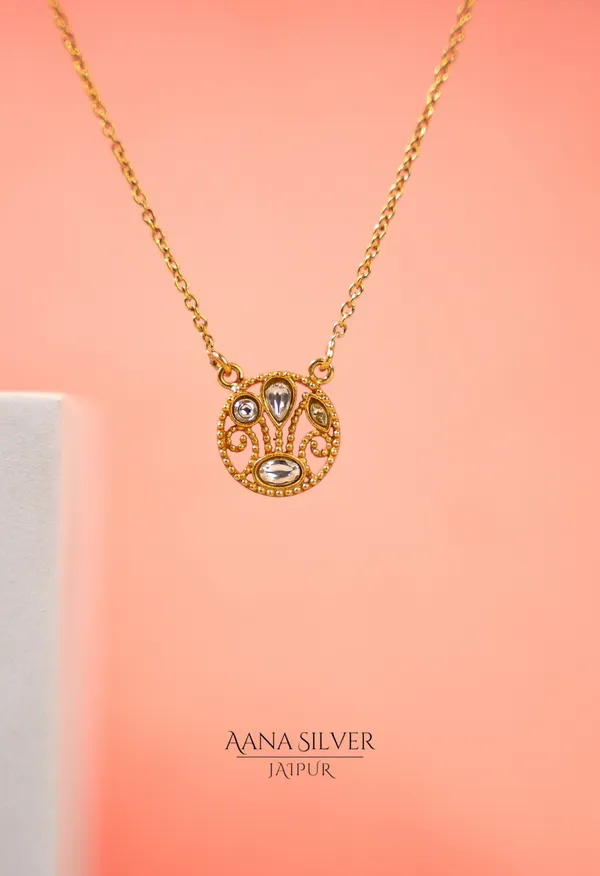 Swarna_Intricate_Zircon_Necklace_Set