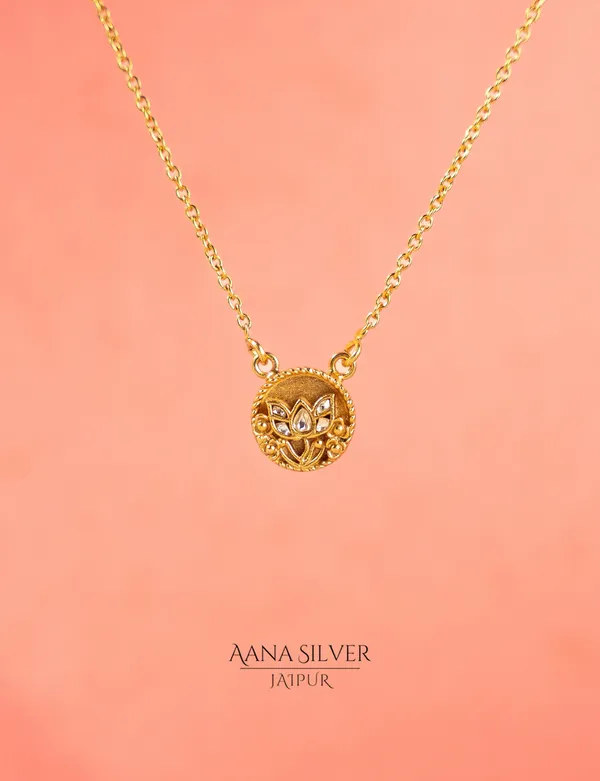 Swarna_Jarkan_Lotus_Necklace_Set