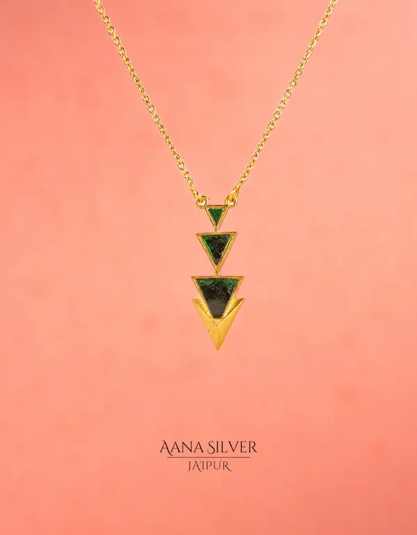 Swarna_Emerald_Statement_Necklace