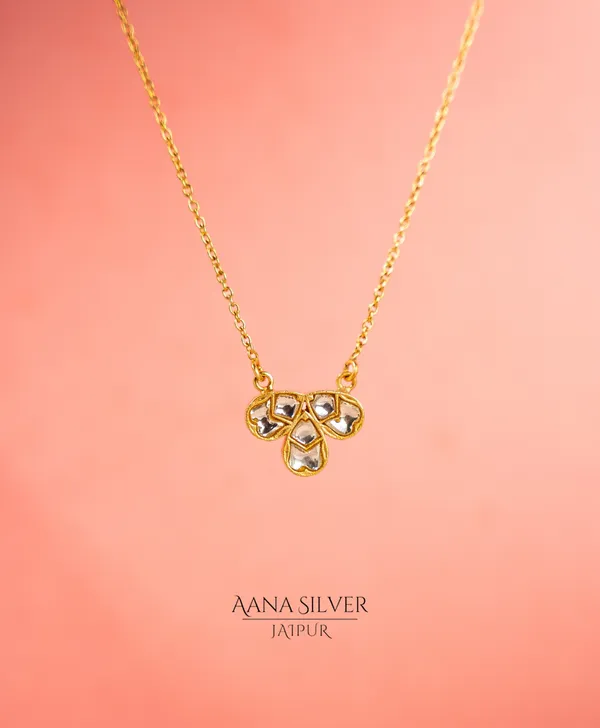 Swarna_Triple_Leaf_Zircon_Necklace