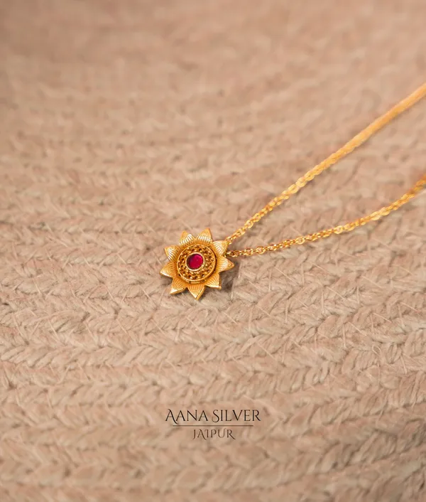 Swarna_Ruby_Minimalist_Flower_Necklace