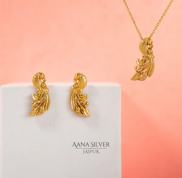 Swarna_Detailed_Peacock_Necklace_Set