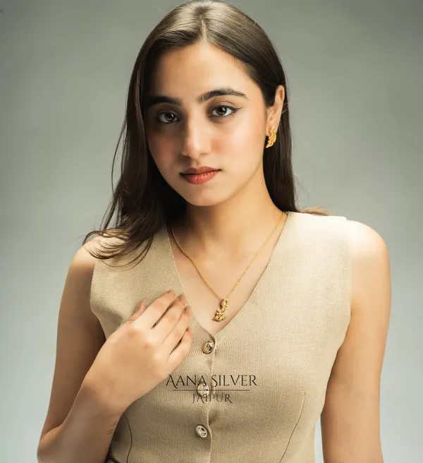 Swarna_Detailed_Peacock_Necklace_Set