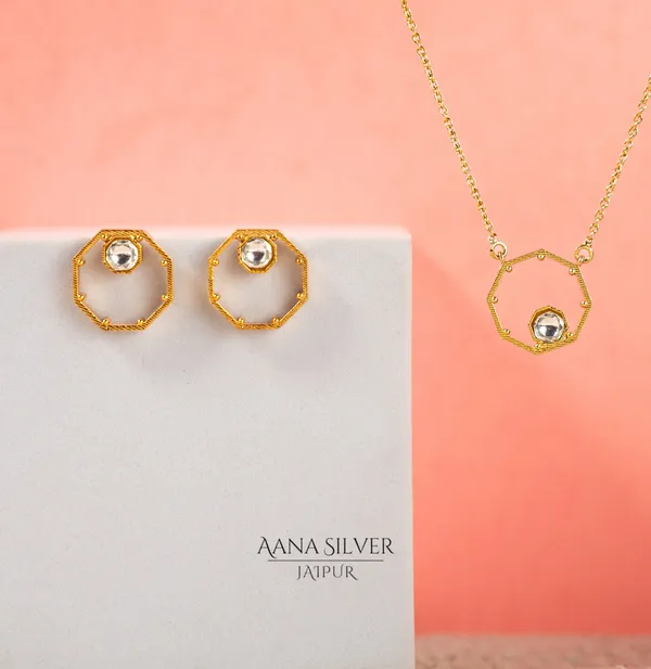 Swarna_Statement_Zircon_Necklace_Set