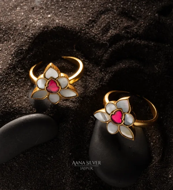 Swarna_Leafy_Kundan_Toe_Rings