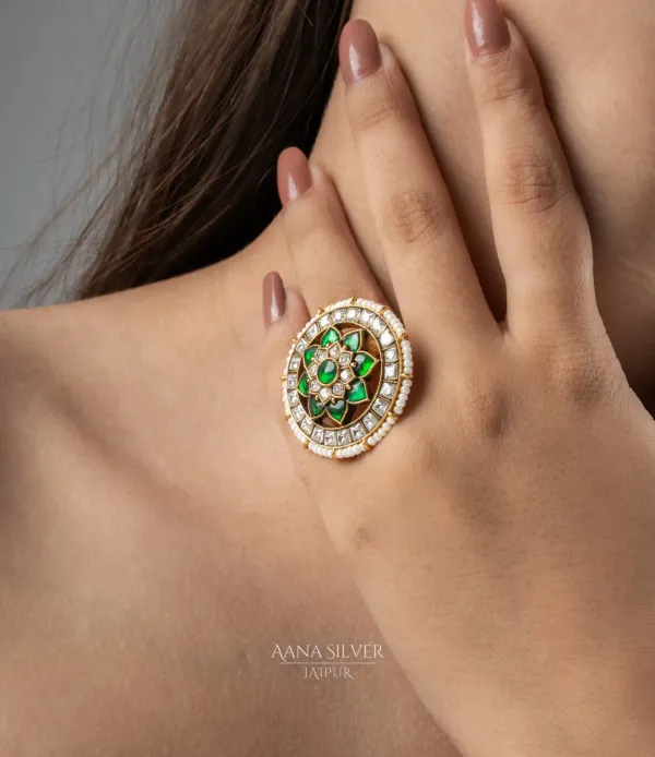 Swarna_Emerald_Kundan_Ring