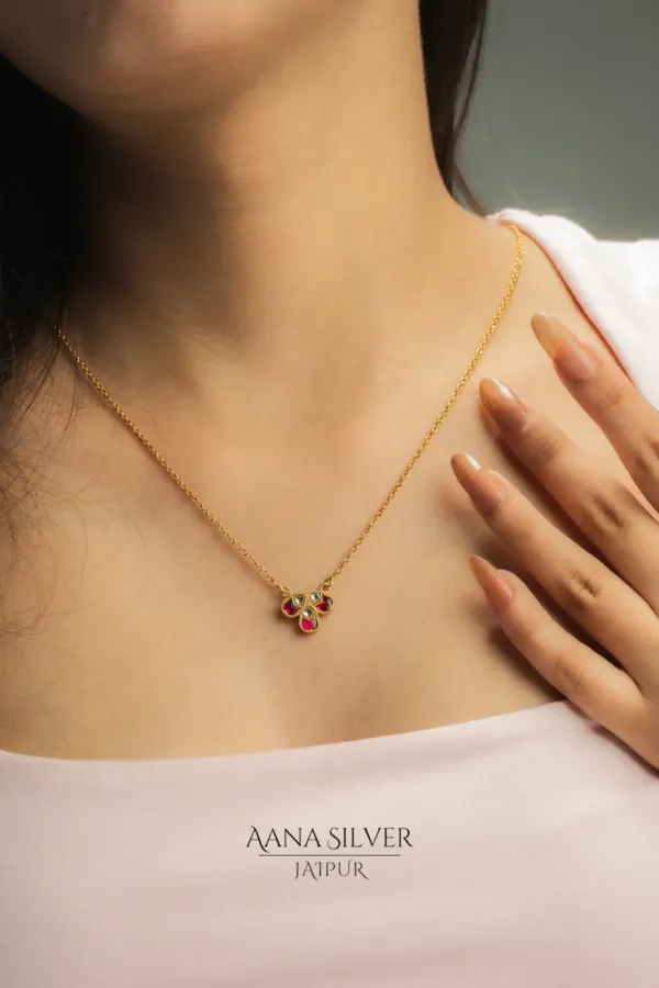 Swarna_Triple_Leaf_Ruby_Necklace_Set