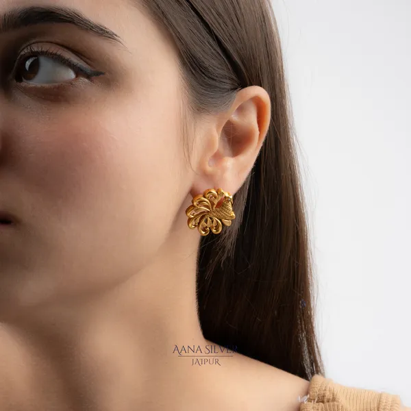 Swarna_Detailed_Peacock_Earrings