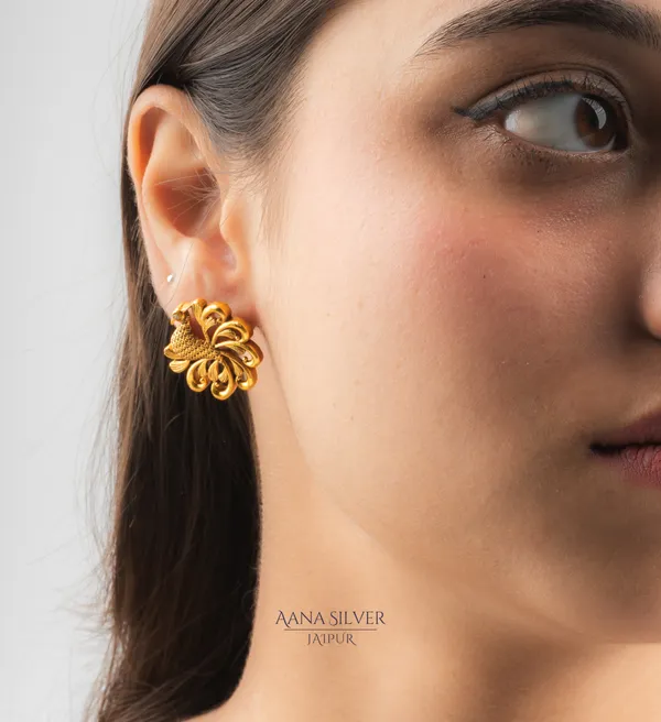 Swarna_Detailed_Peacock_Earrings