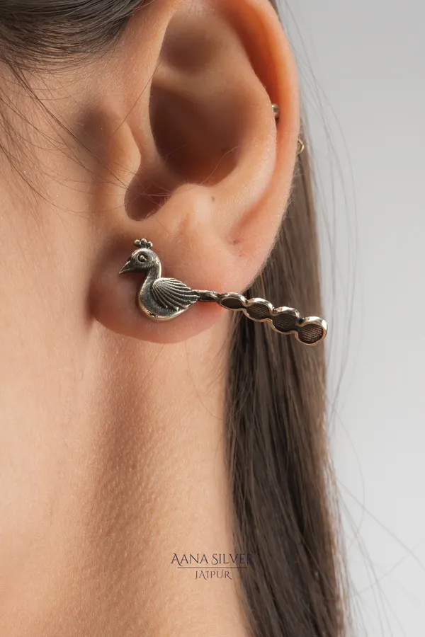 Aabharan_Long_Tail_Peacock_Earrings