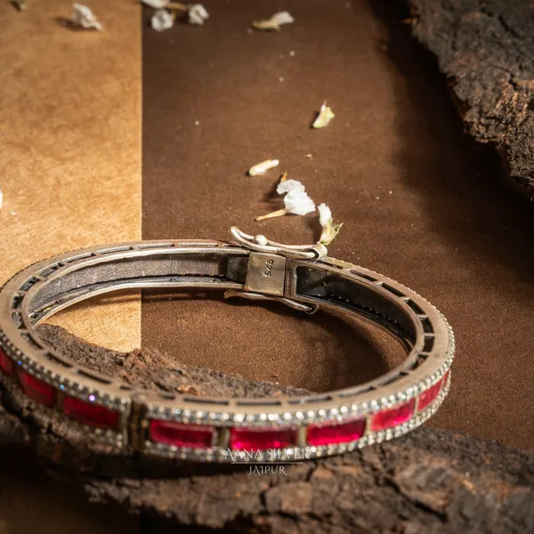 Saundarya_Royal_Traditional_Ruby_Bangle_Kada